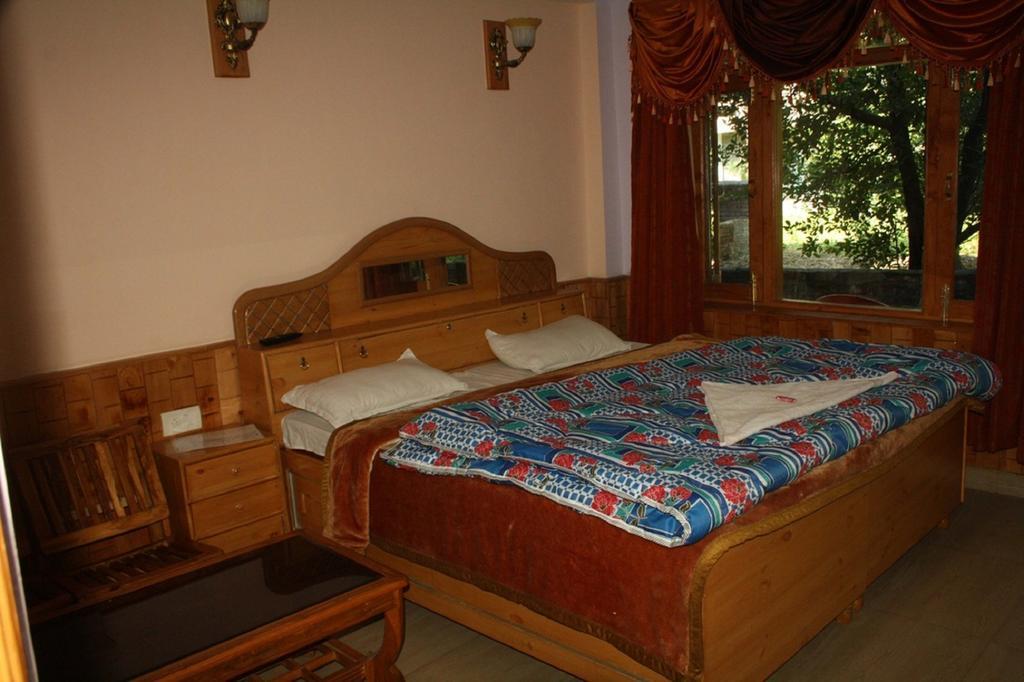 Suraj Cottage Manali Zimmer foto